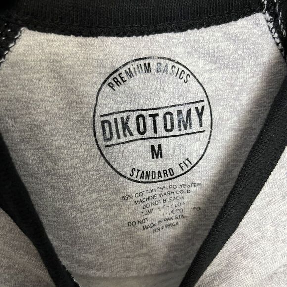 Dikotomy Mens Pocket T Shirt Med Standard Crew Neck Short Sleeve Gray Black NWOT - Picture 4 of 7